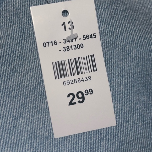 REFUGE DENIM 100% Cotton, Size 13, Distressed, Light Wash, Vintage Mom Jean. - Picture 3 of 5